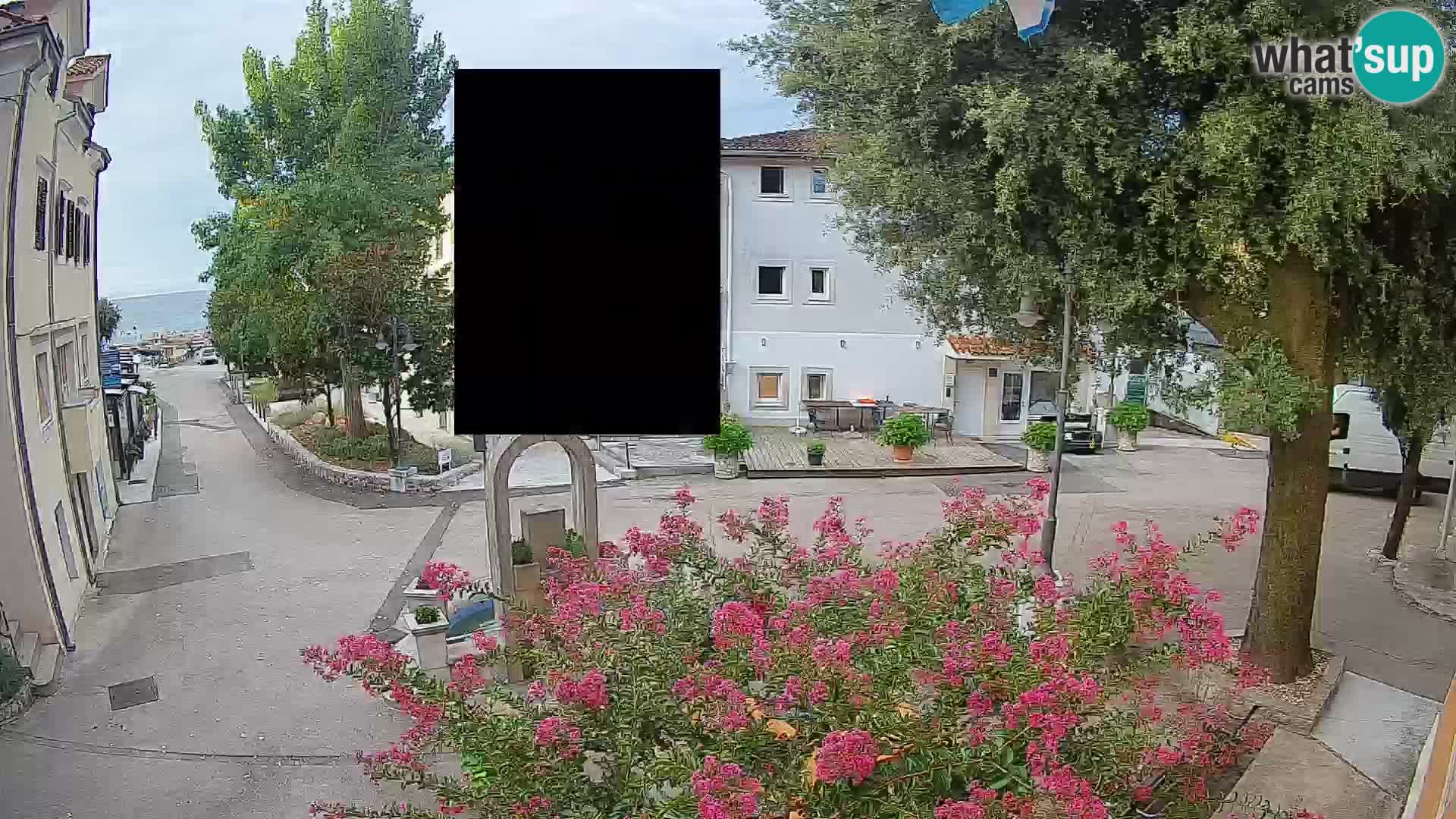 Web kamera centar Mošćeničke Drage – Pogled uživo