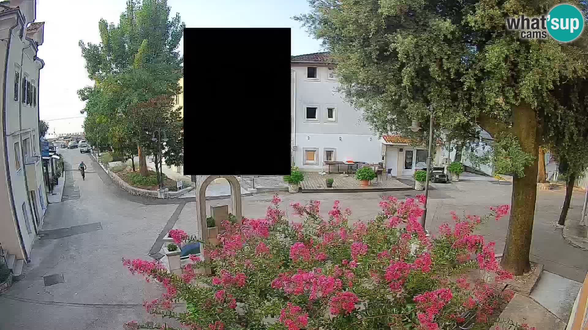 Webcam Mošćenička Draga Center – Live View of the Town Center
