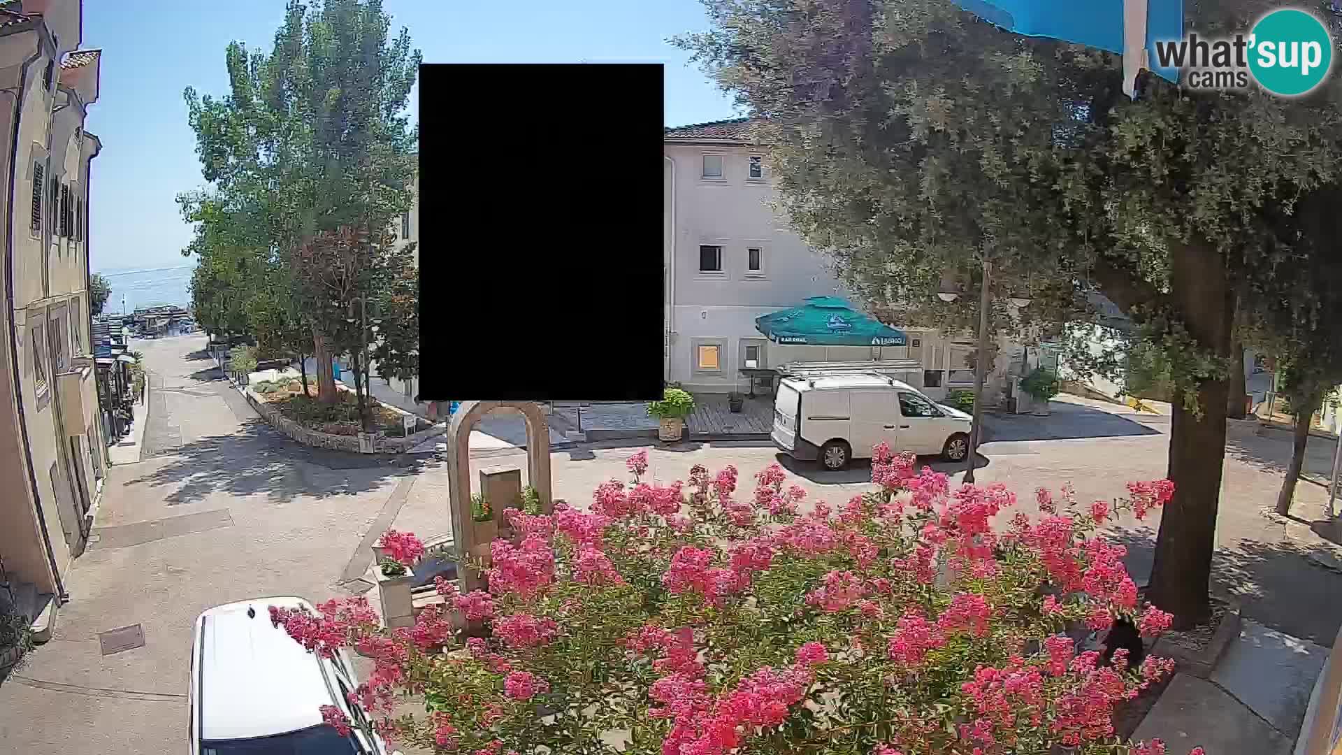 Webcam Mošćenička Draga Center – Live View of the Town Center