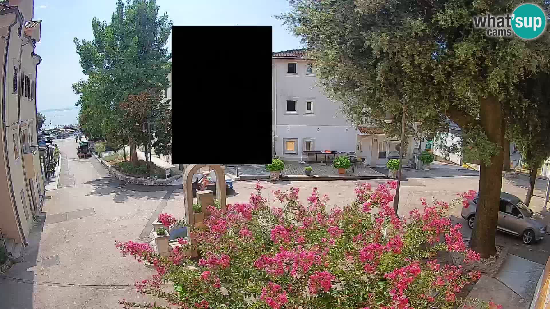 Spletna kamera center Mošćeniška Draga – Pogled v živo