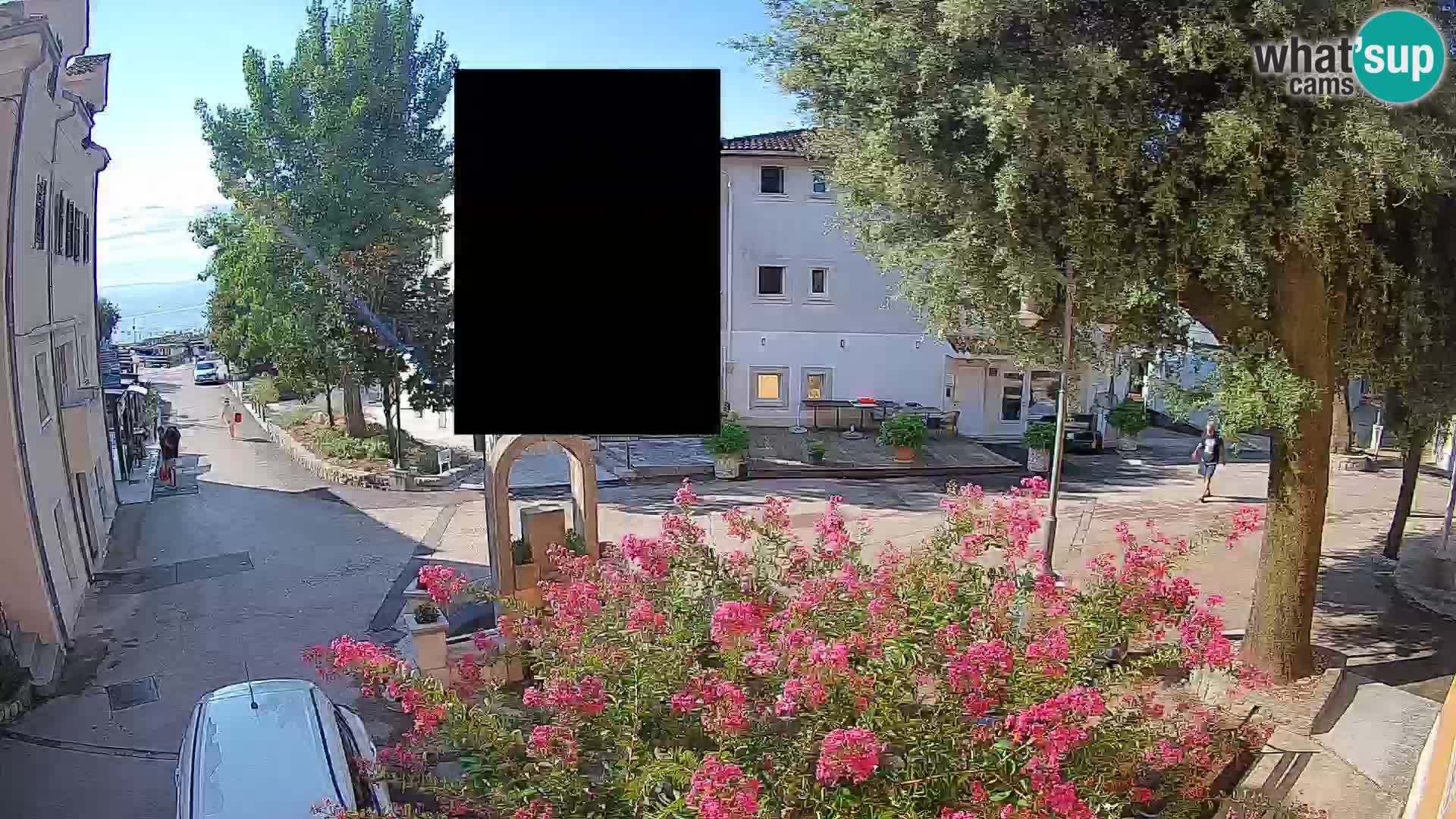 Webcam Mošćenička Draga Center – Live View of the Town Center
