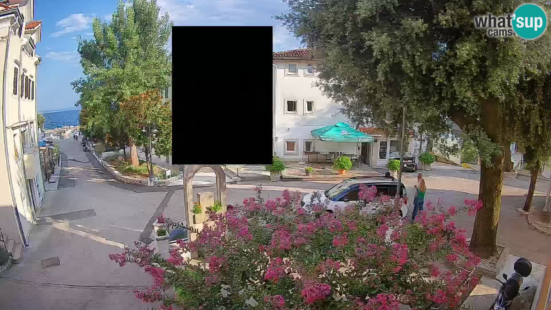 Webcam Mošćenička Draga Center – Live View of the Town Center