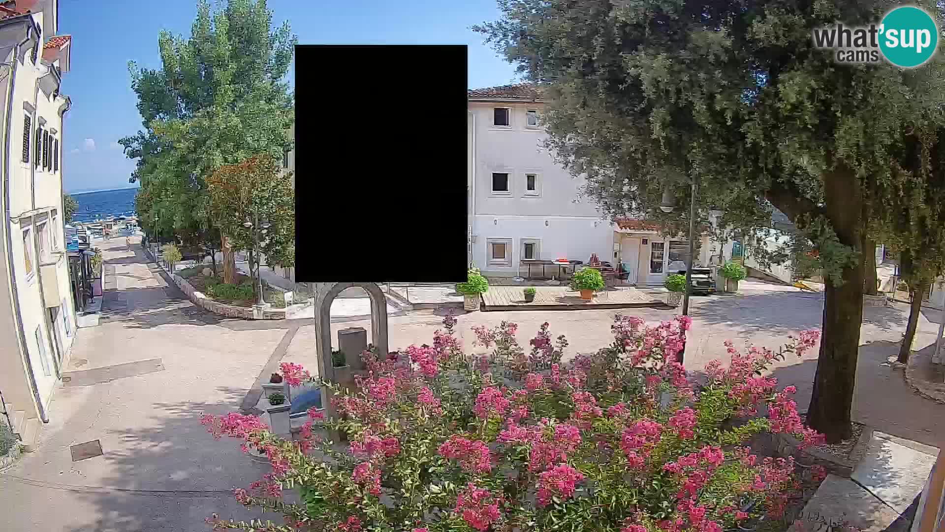 Spletna kamera center Mošćeniška Draga – Pogled v živo