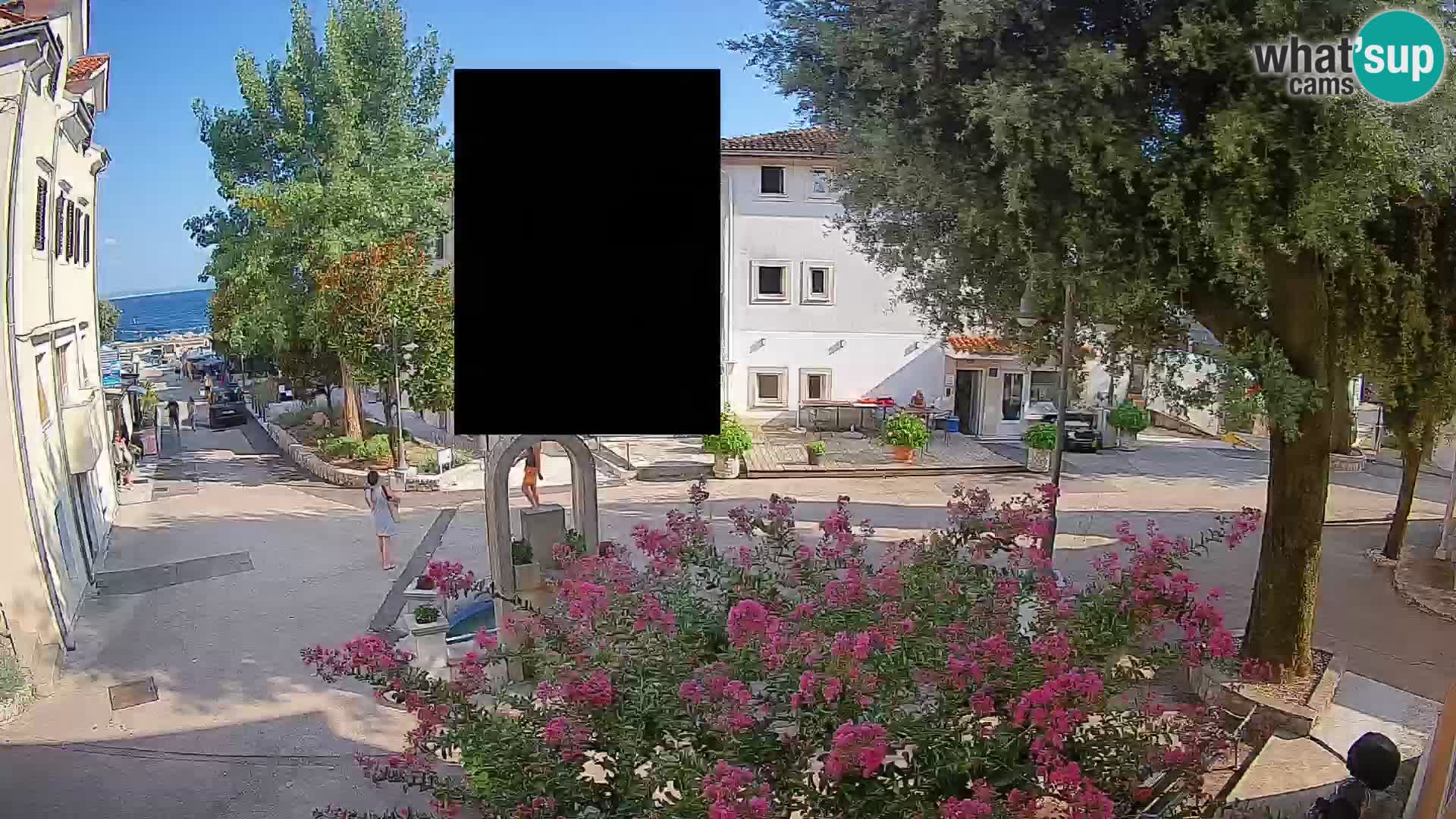 Web kamera centar Mošćeničke Drage – Pogled uživo