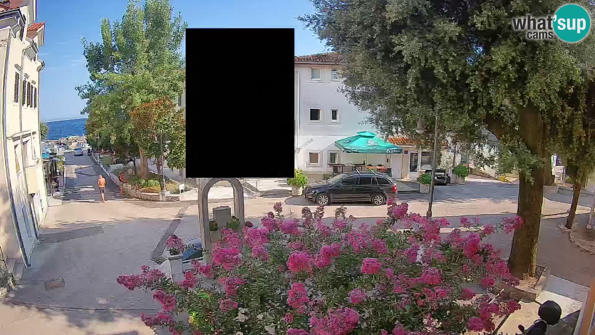 Spletna kamera center Mošćeniška Draga – Pogled v živo