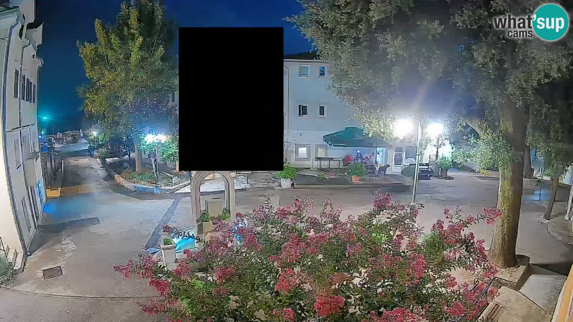Spletna kamera center Mošćeniška Draga – Pogled v živo
