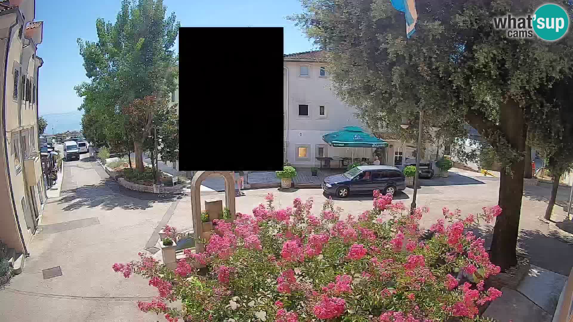 Webcam Mošćenička Draga Center – Live View of the Town Center