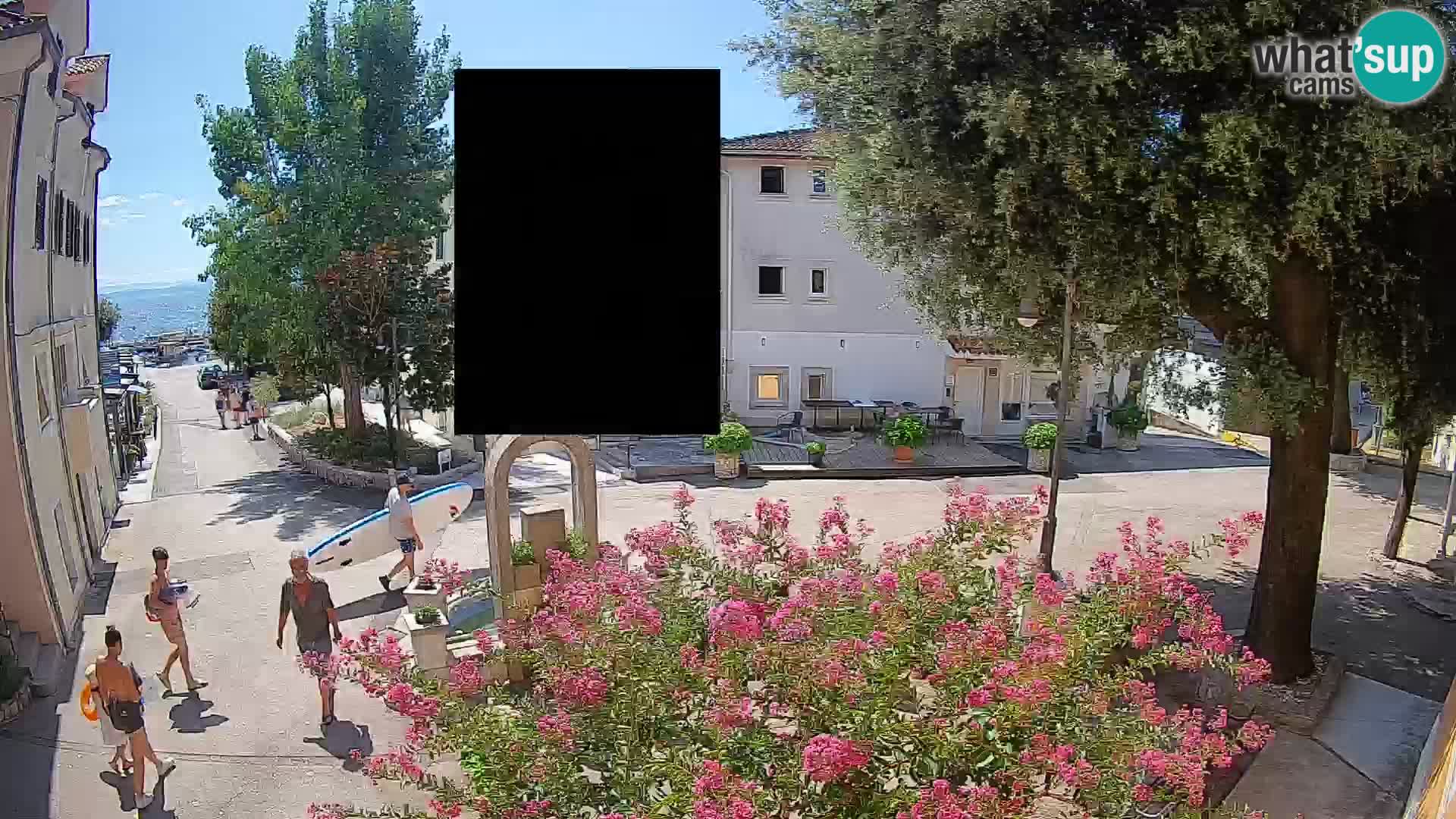 Webcam Mošćenička Draga Zentrum – Liveblick auf das Ortszentrum