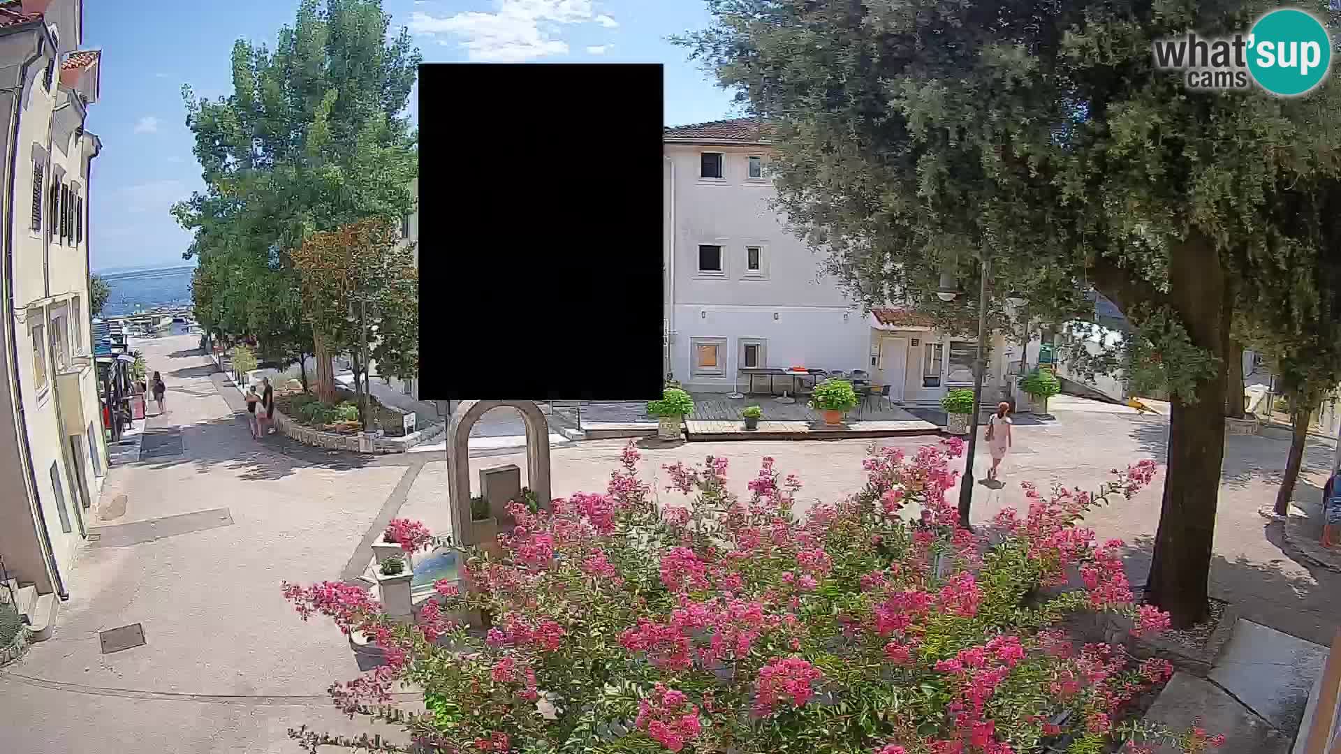 Web kamera centar Mošćeničke Drage – Pogled uživo