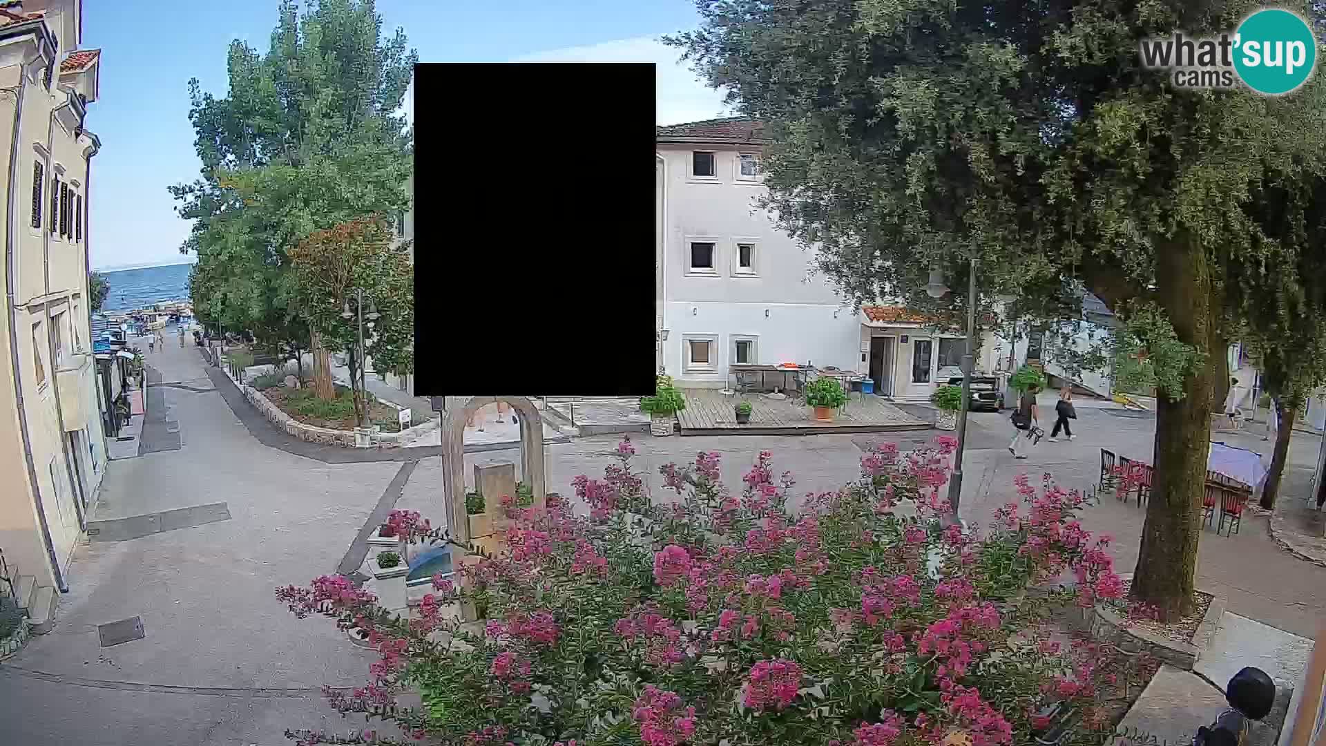 Spletna kamera center Mošćeniška Draga – Pogled v živo