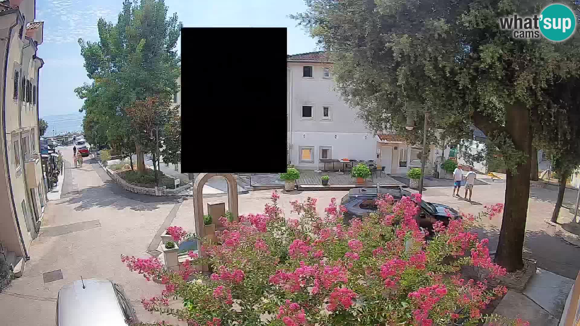 Spletna kamera center Mošćeniška Draga – Pogled v živo