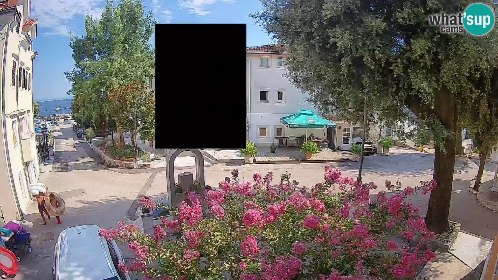 Webcam Mošćenička Draga Center – Live View of the Town Center