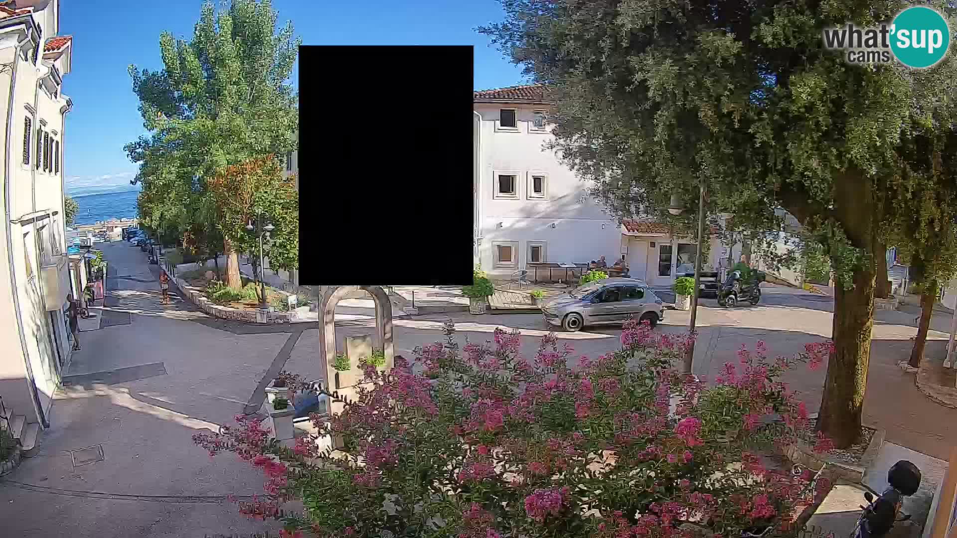 Web kamera centar Mošćeničke Drage – Pogled uživo