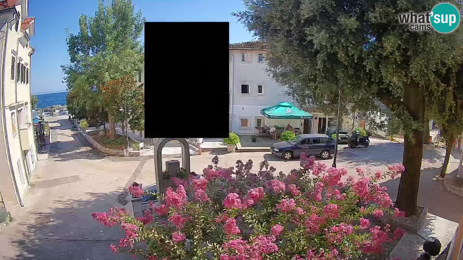 Webcam Mošćenička Draga Center – Live View of the Town Center