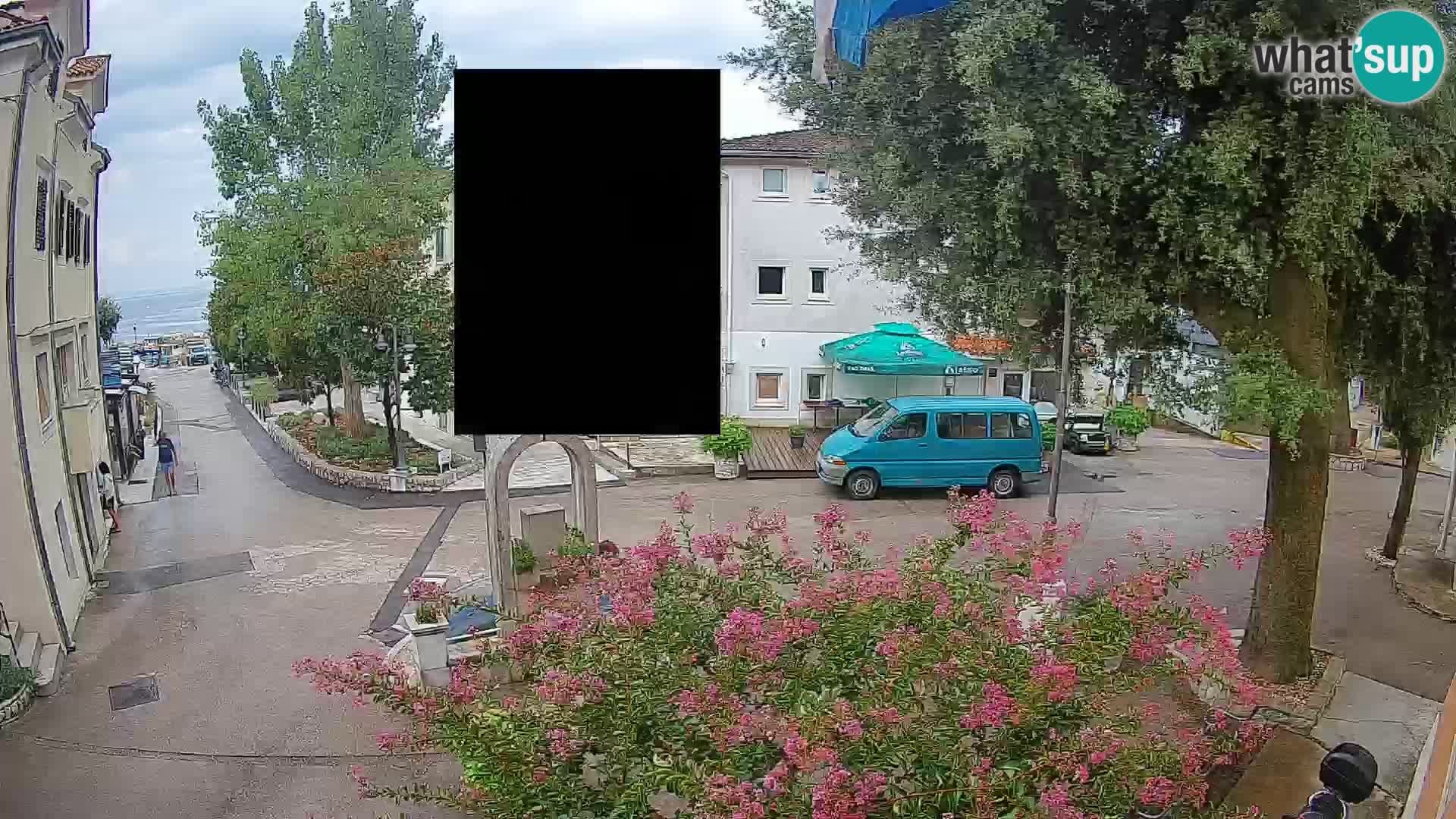 Web kamera centar Mošćeničke Drage – Pogled uživo