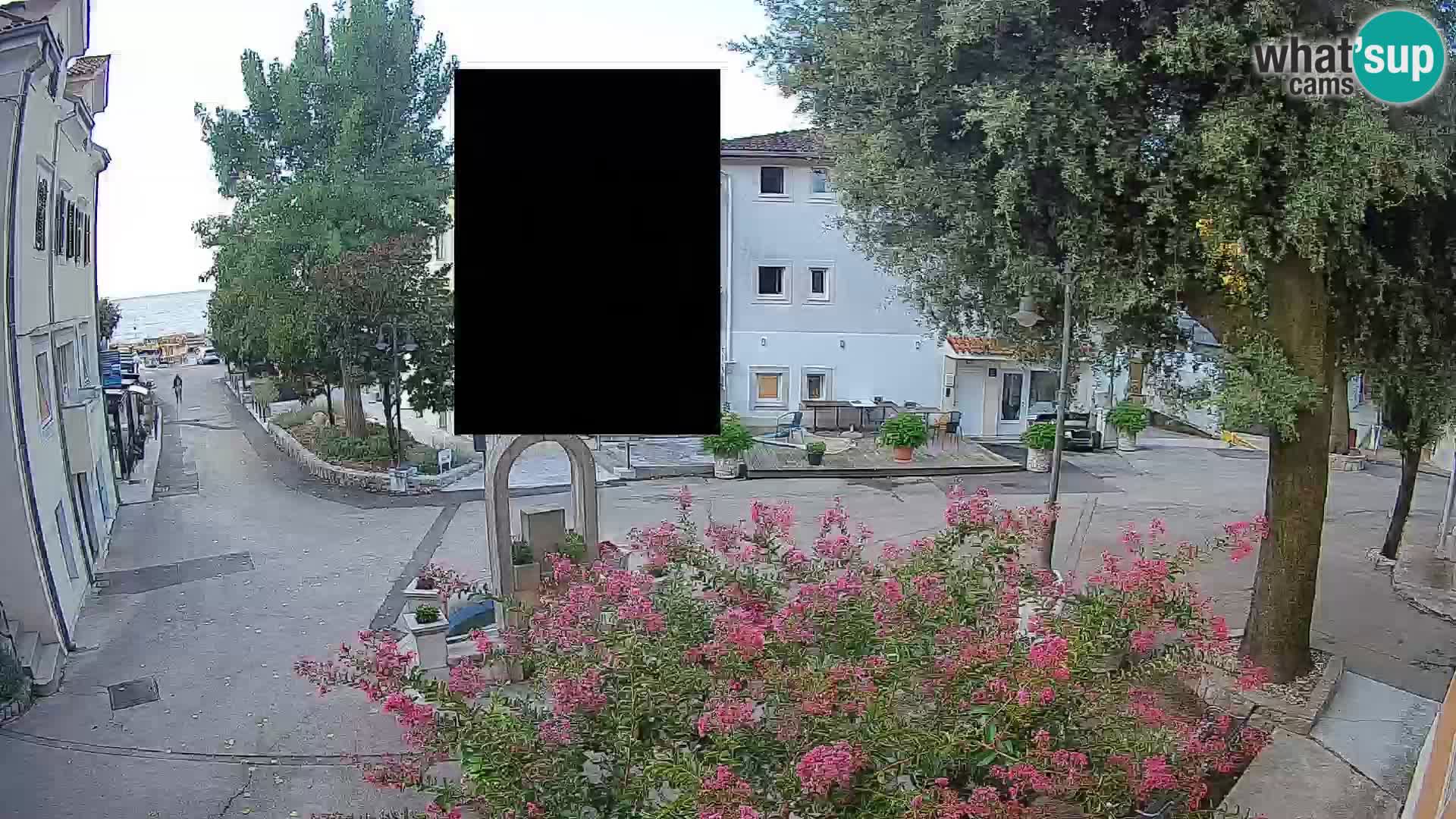 Webcam Mošćenička Draga Center – Live View of the Town Center
