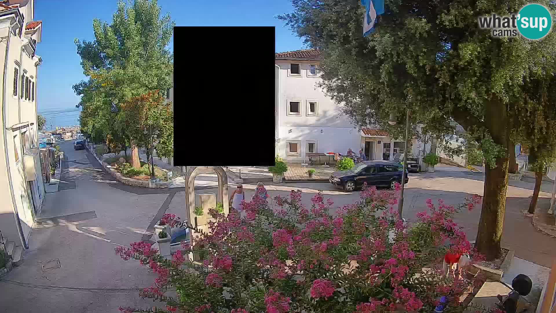 Webcam Mošćenička Draga Center – Live View of the Town Center
