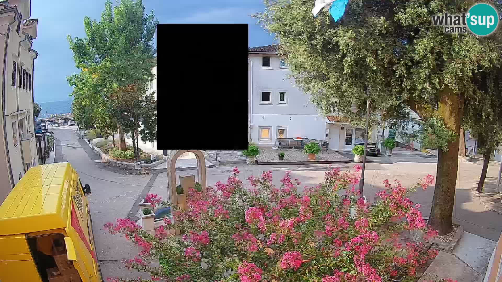 Web kamera centar Mošćeničke Drage – Pogled uživo