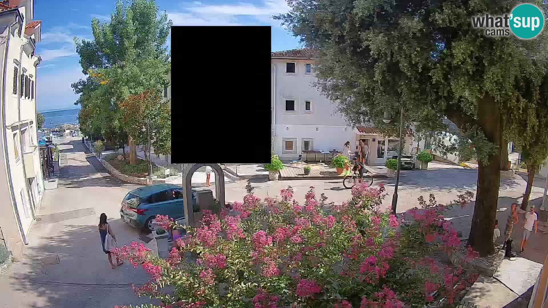 Web kamera centar Mošćeničke Drage – Pogled uživo