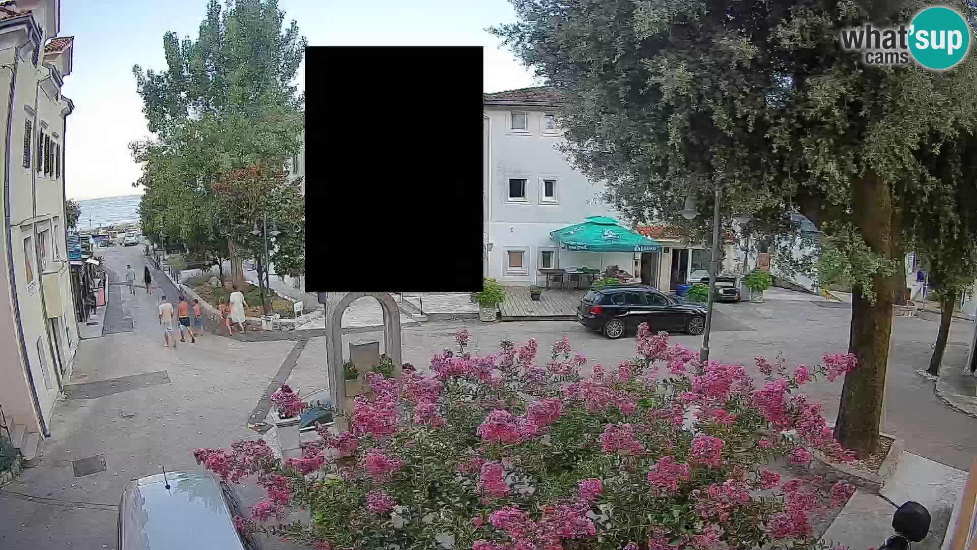 Webcam Mošćenička Draga Center – Live View of the Town Center