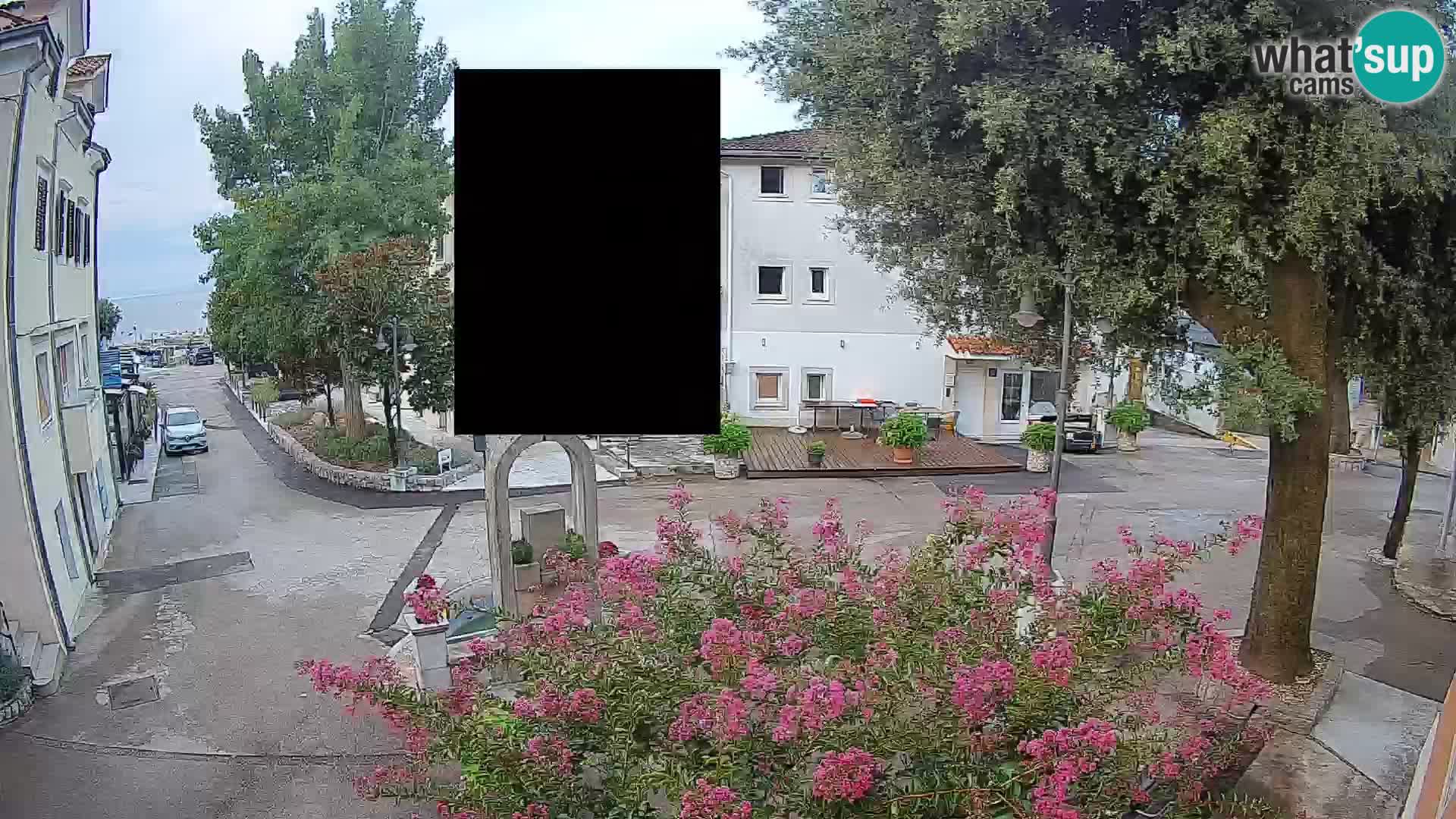 Webcam Mošćenička Draga Center – Live View of the Town Center
