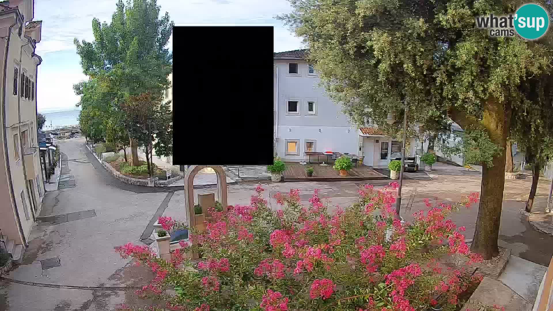 Web kamera centar Mošćeničke Drage – Pogled uživo