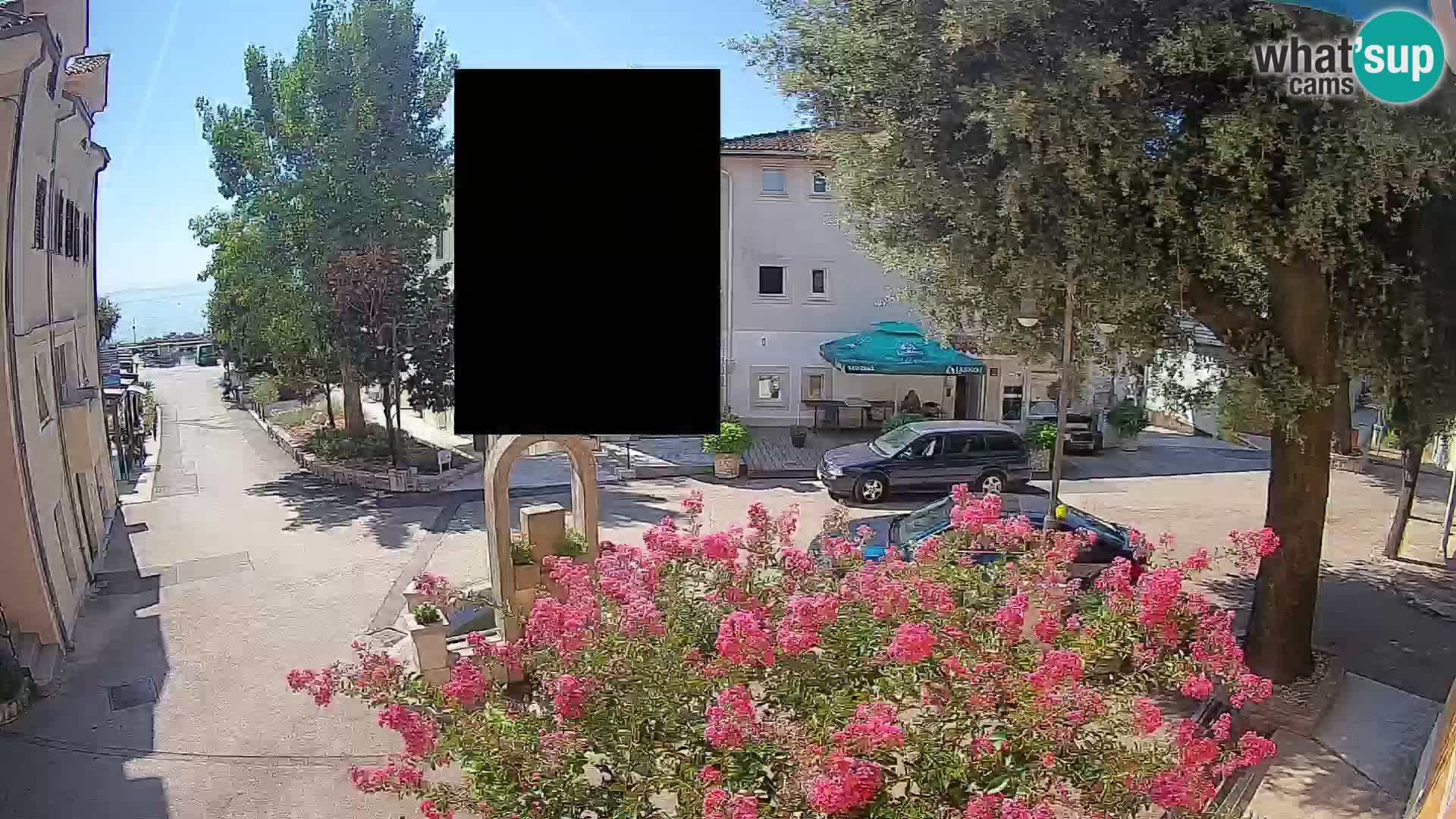 Webcam Mošćenička Draga Center – Live View of the Town Center
