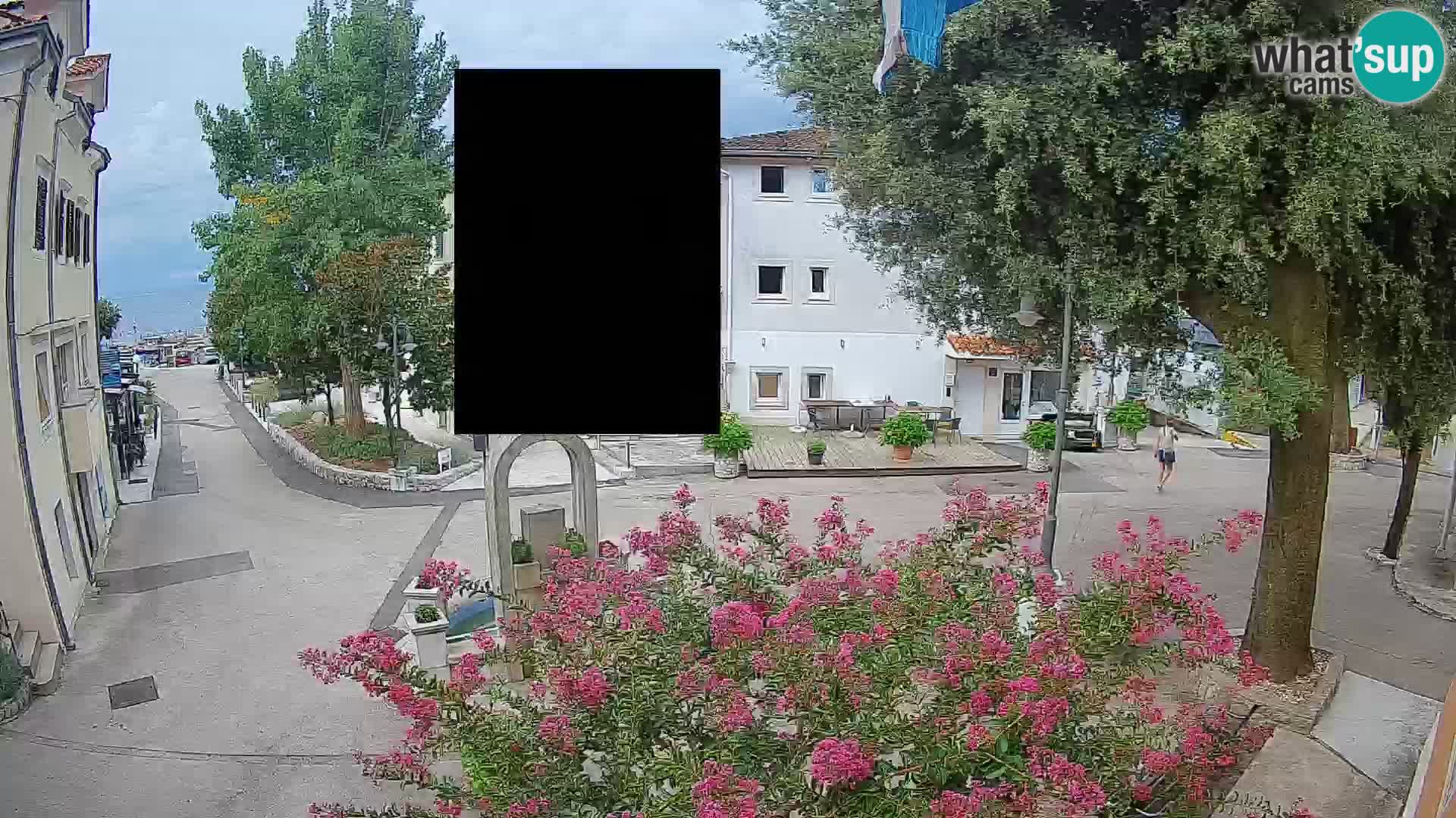 Web kamera centar Mošćeničke Drage – Pogled uživo