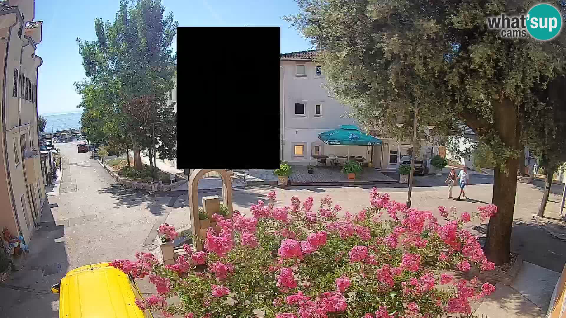 Webcam Mošćenička Draga Center – Live View of the Town Center