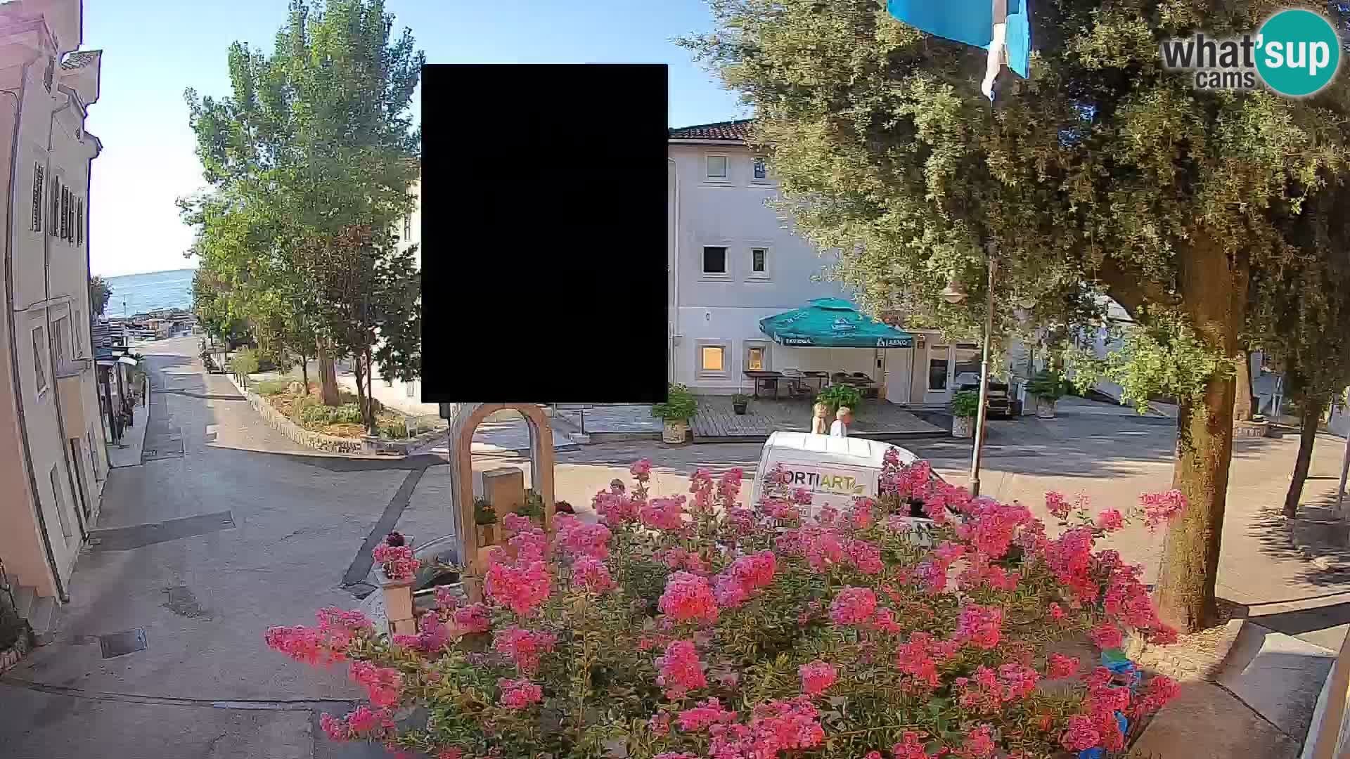 Webcam Mošćenička Draga Center – Live View of the Town Center