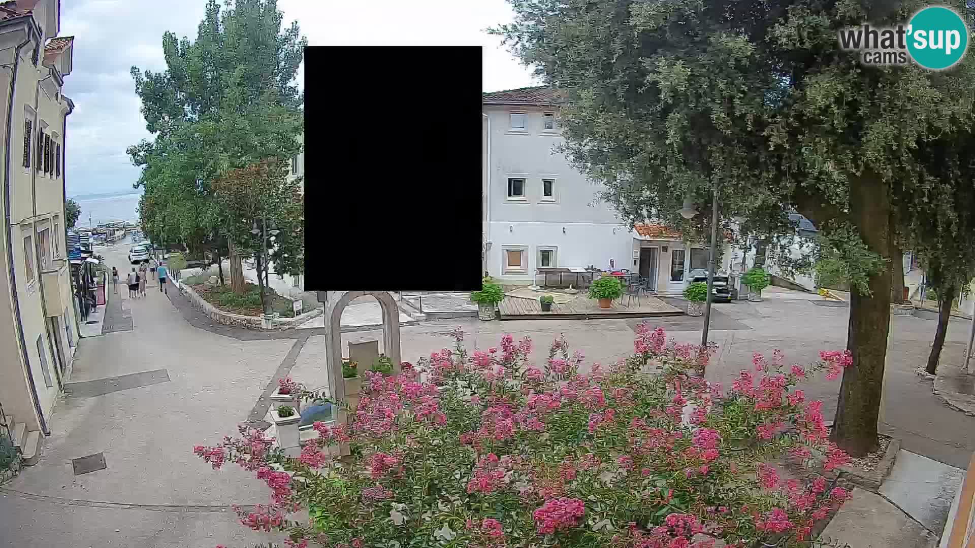 Spletna kamera center Mošćeniška Draga – Pogled v živo