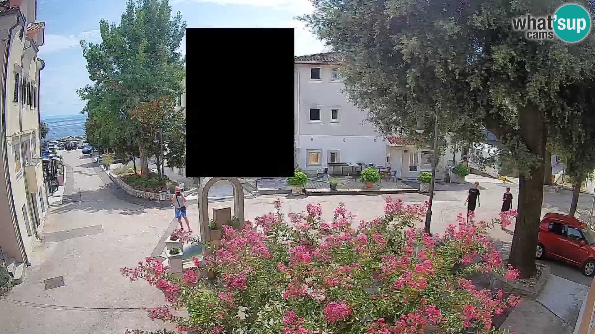 Spletna kamera center Mošćeniška Draga – Pogled v živo