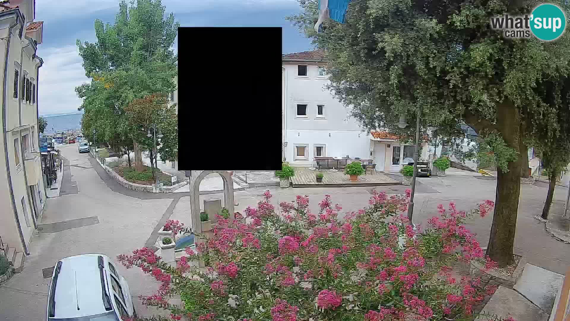 Spletna kamera center Mošćeniška Draga – Pogled v živo