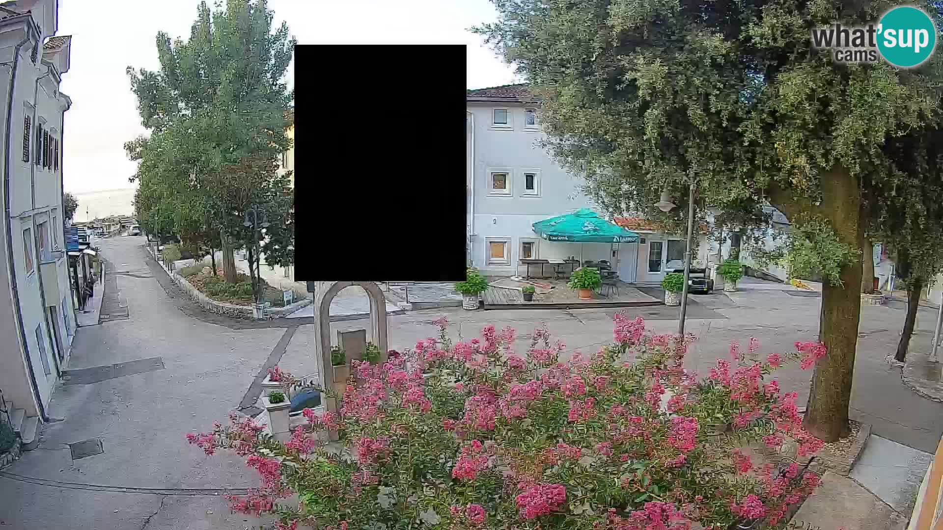 Web kamera centar Mošćeničke Drage – Pogled uživo