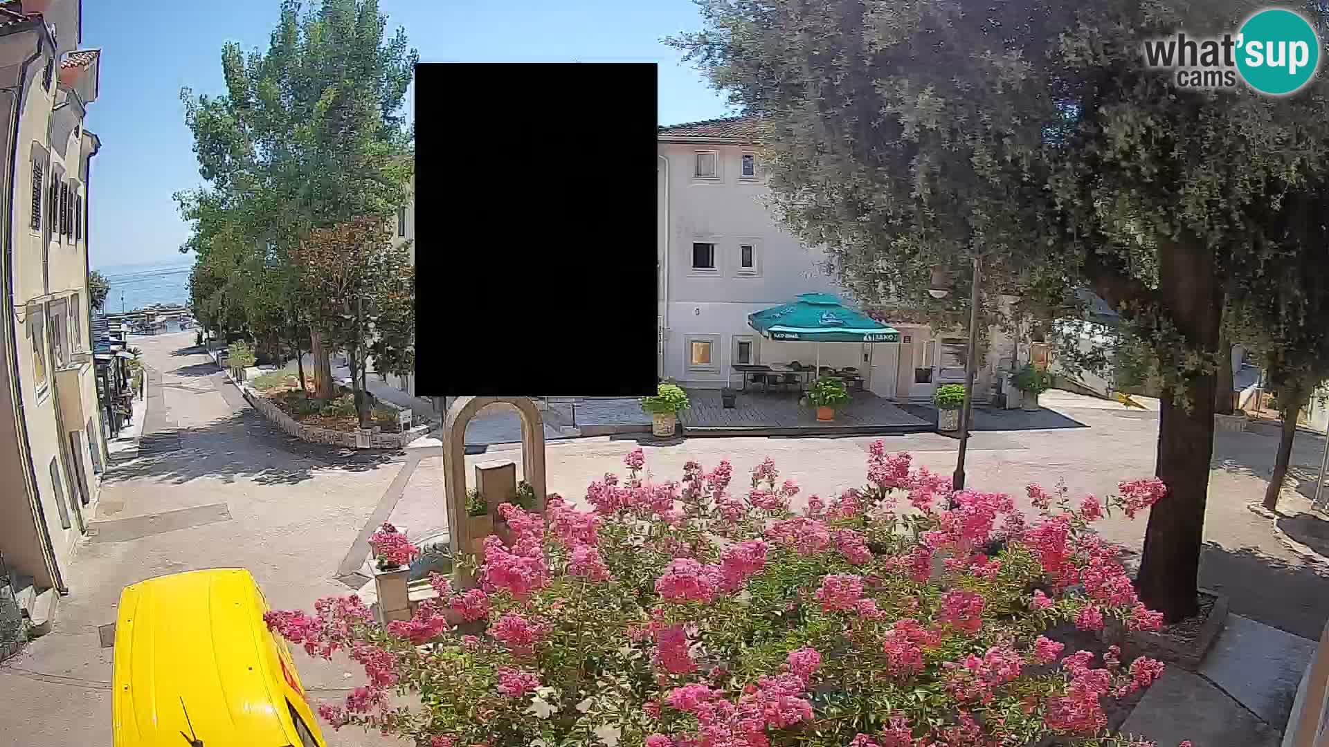 Web kamera centar Mošćeničke Drage – Pogled uživo