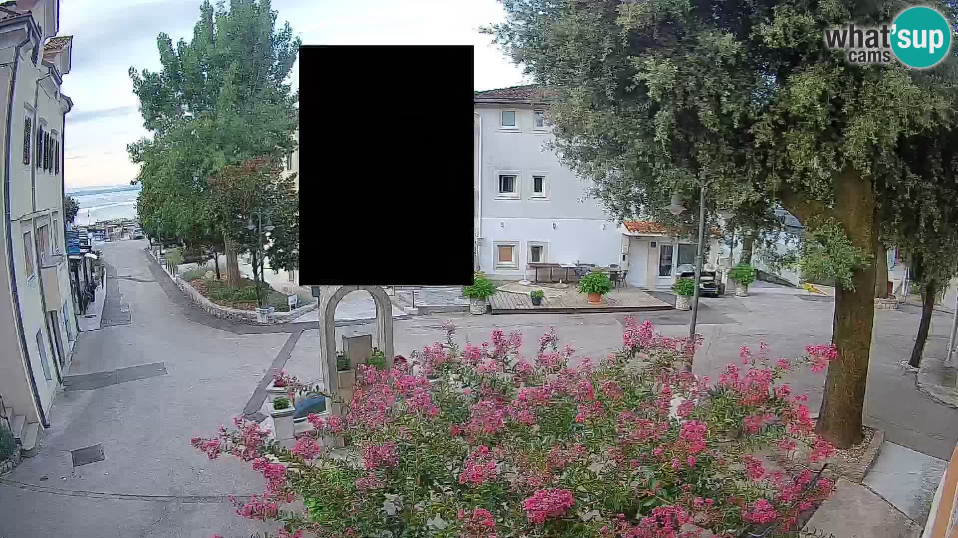 Webcam Mošćenička Draga Center – Live View of the Town Center
