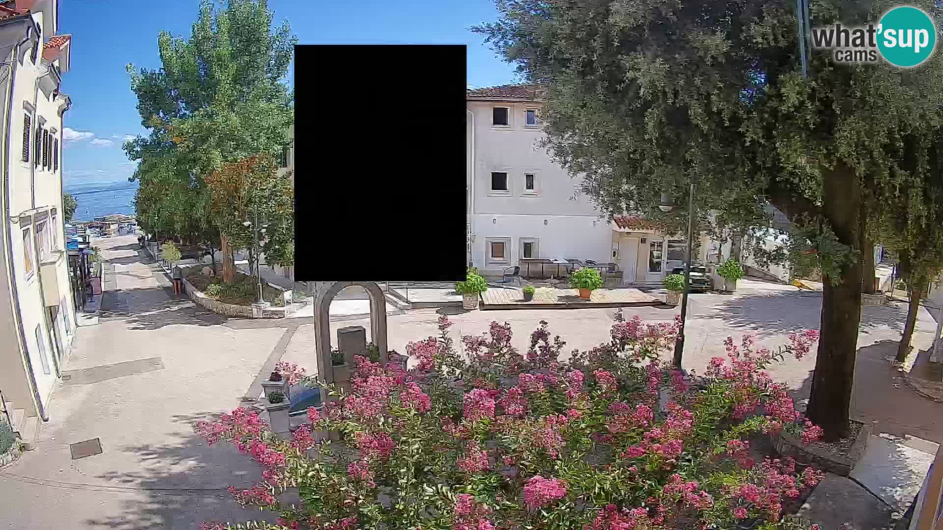 Web kamera centar Mošćeničke Drage – Pogled uživo