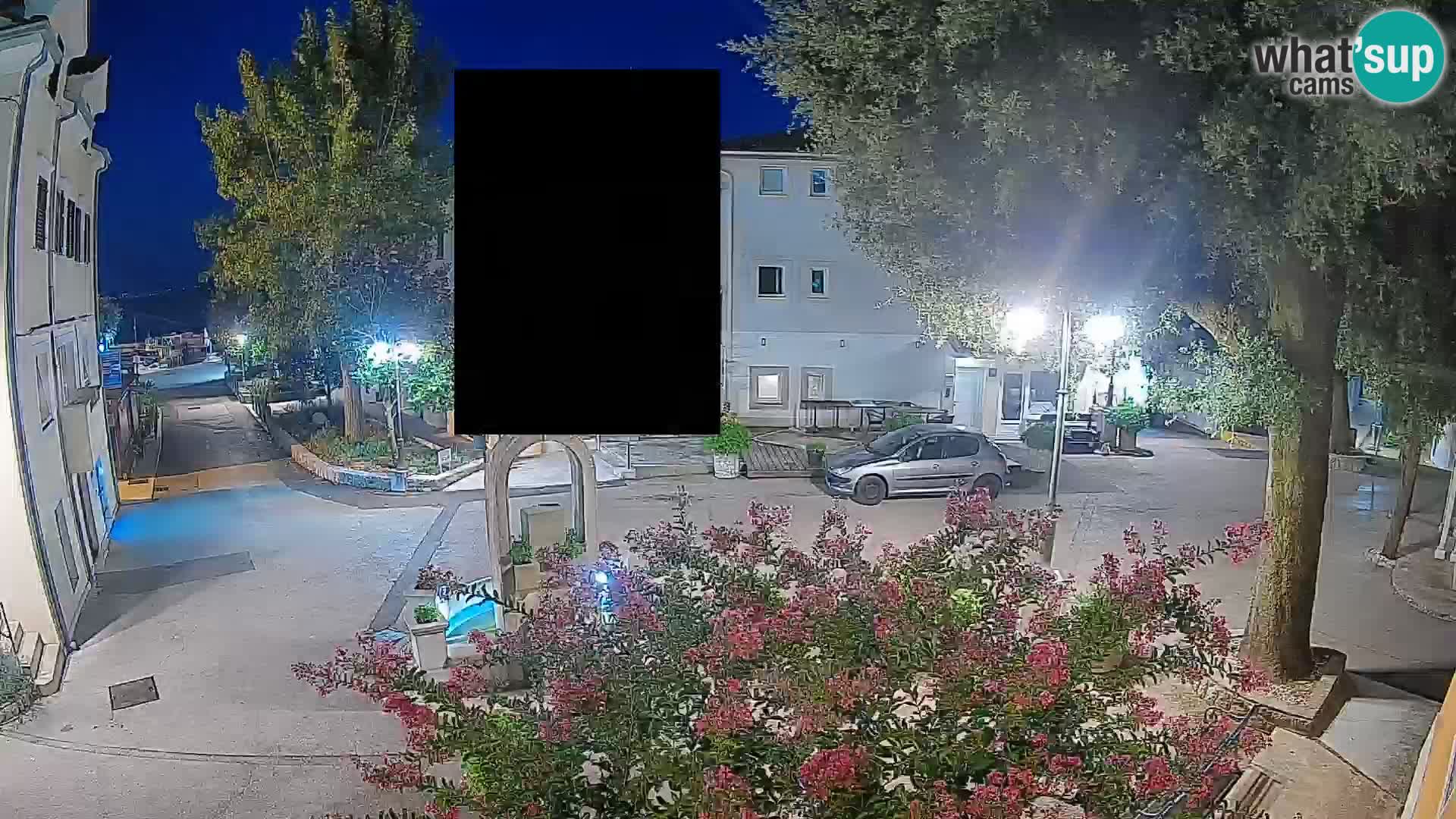 Spletna kamera center Mošćeniška Draga – Pogled v živo