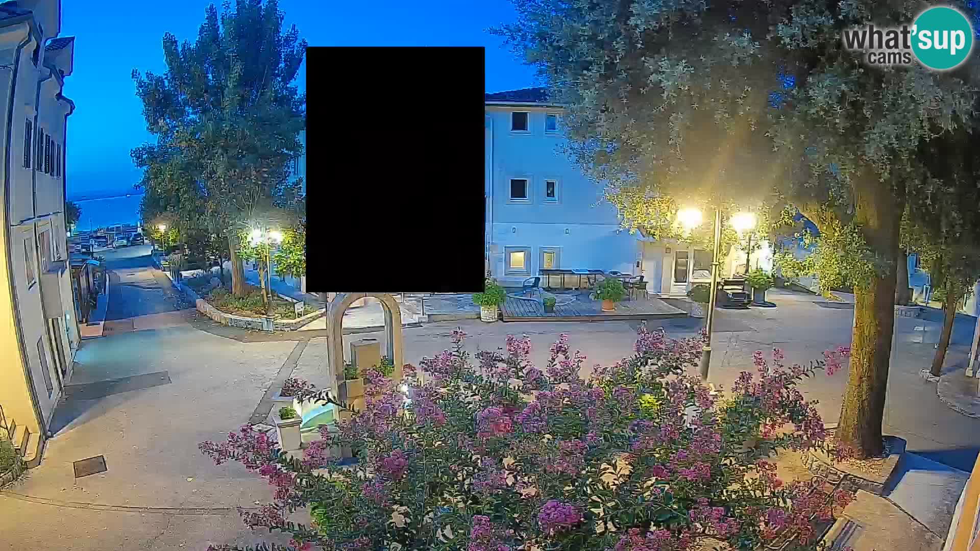 Webcam Mošćenička Draga Center – Live View of the Town Center
