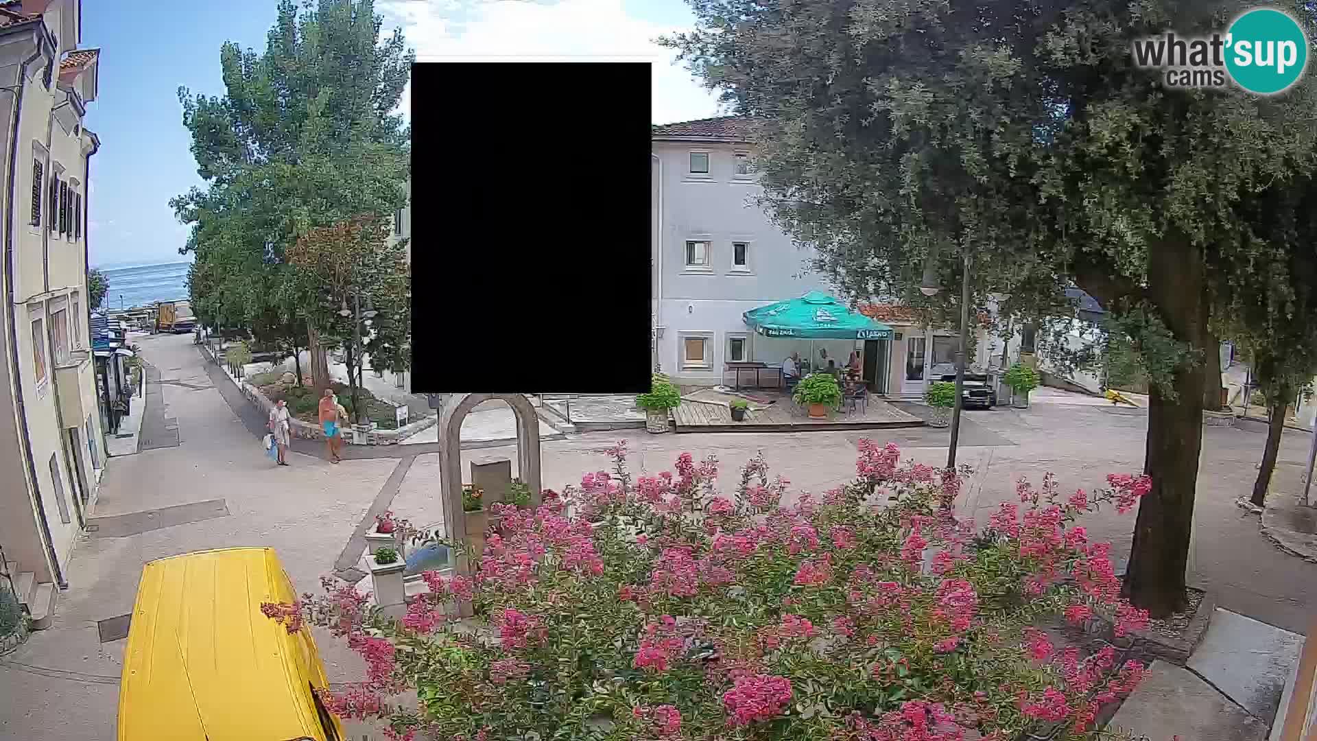 Web kamera centar Mošćeničke Drage – Pogled uživo