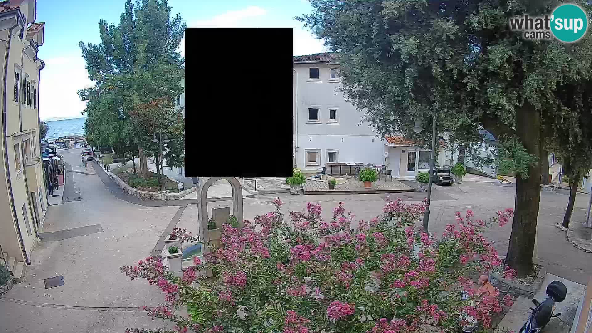 Webcam Mošćenička Draga Center – Live View of the Town Center