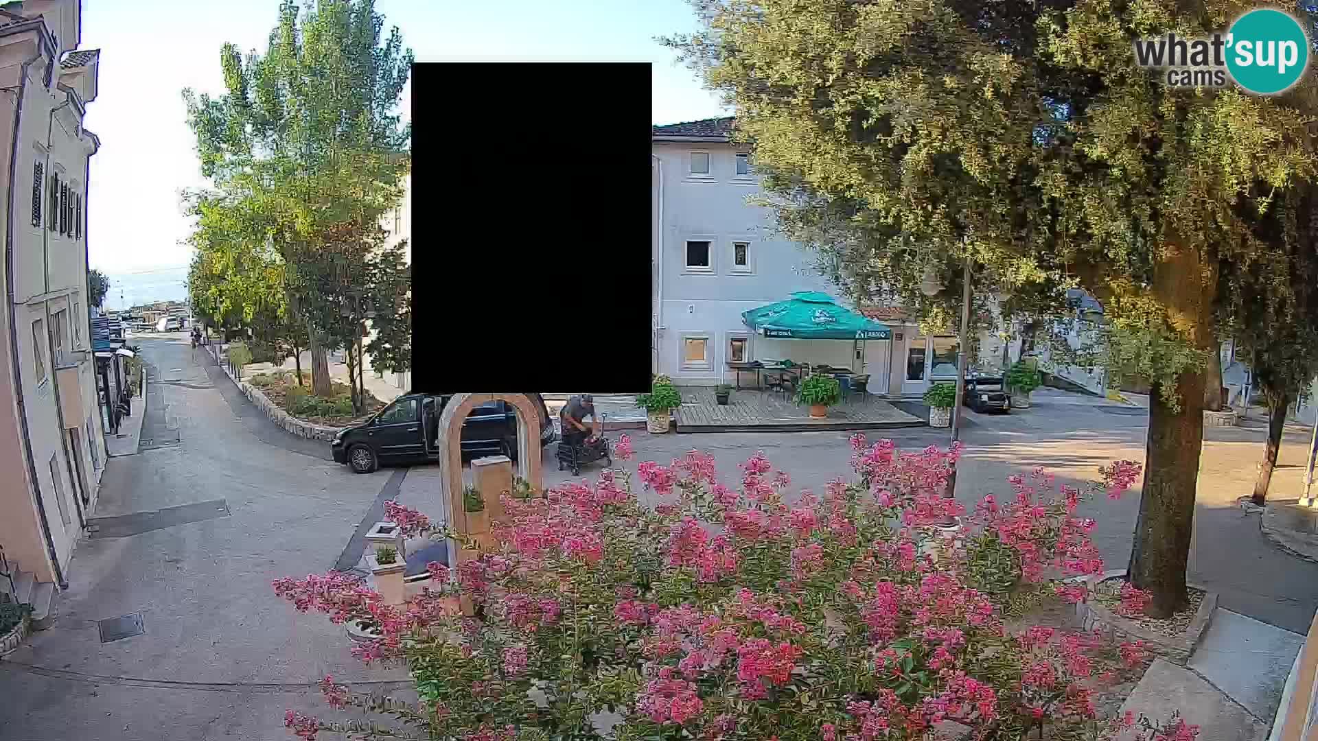 Webcam Mošćenička Draga Center – Live View of the Town Center