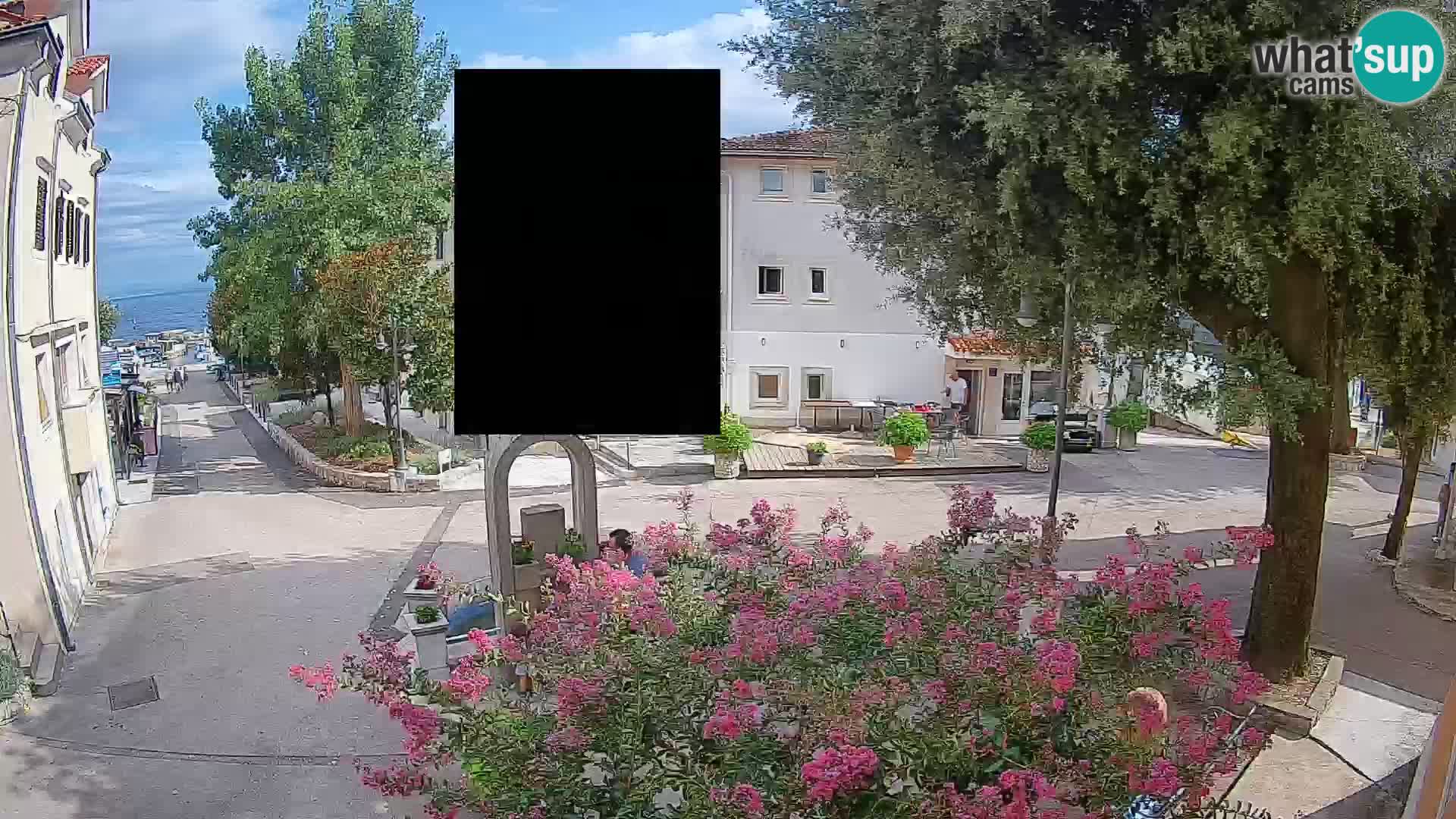 Webcam Mošćenička Draga Center – Live View of the Town Center