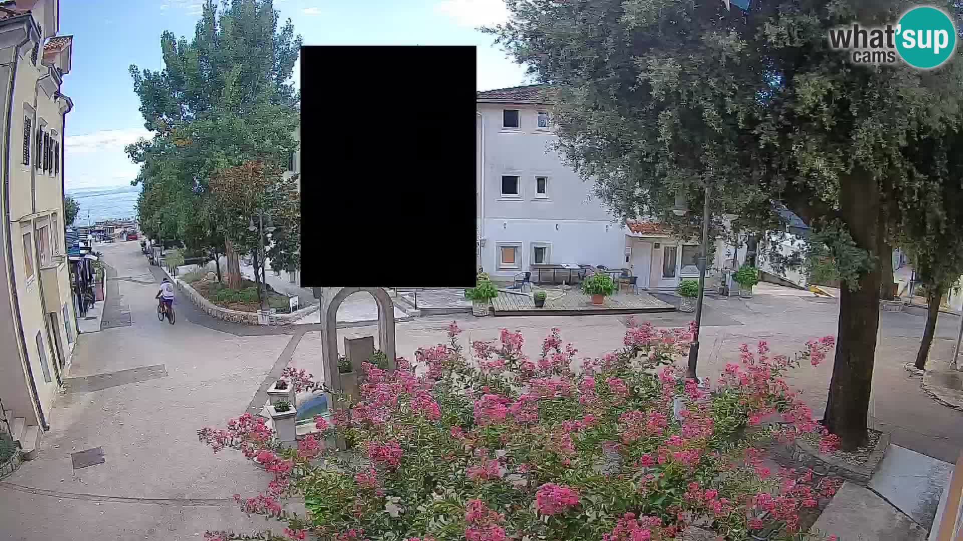 Webcam Mošćenička Draga Center – Live View of the Town Center