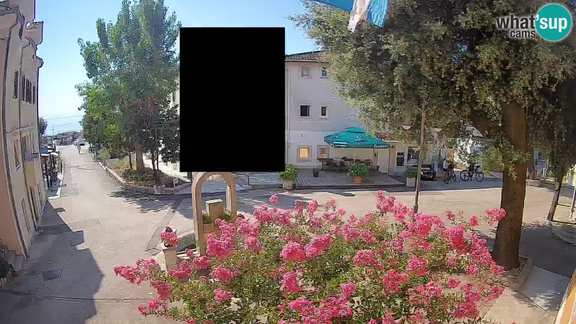 Webcam Mošćenička Draga Center – Live View of the Town Center