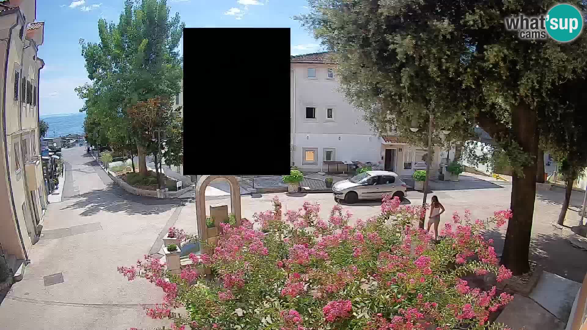 Webcam Mošćenička Draga Center – Live View of the Town Center
