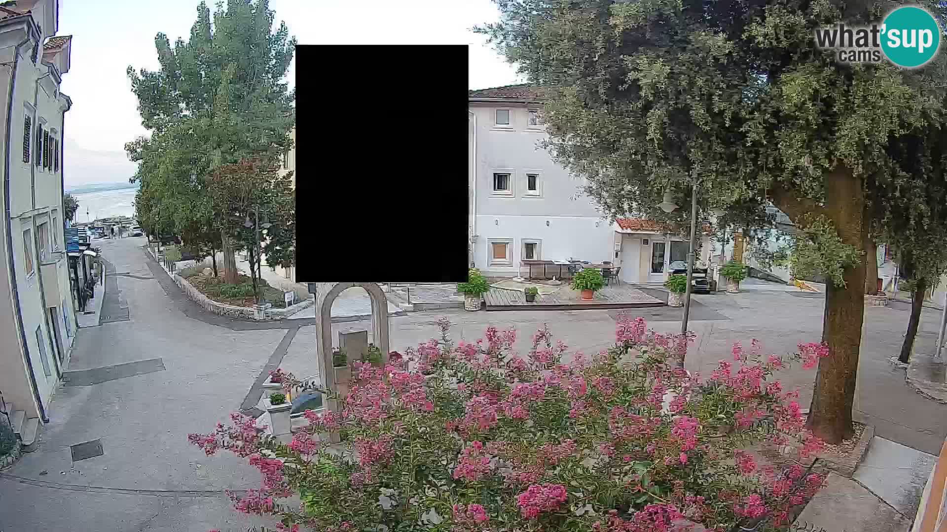 Webcam Mošćenička Draga Center – Live View of the Town Center