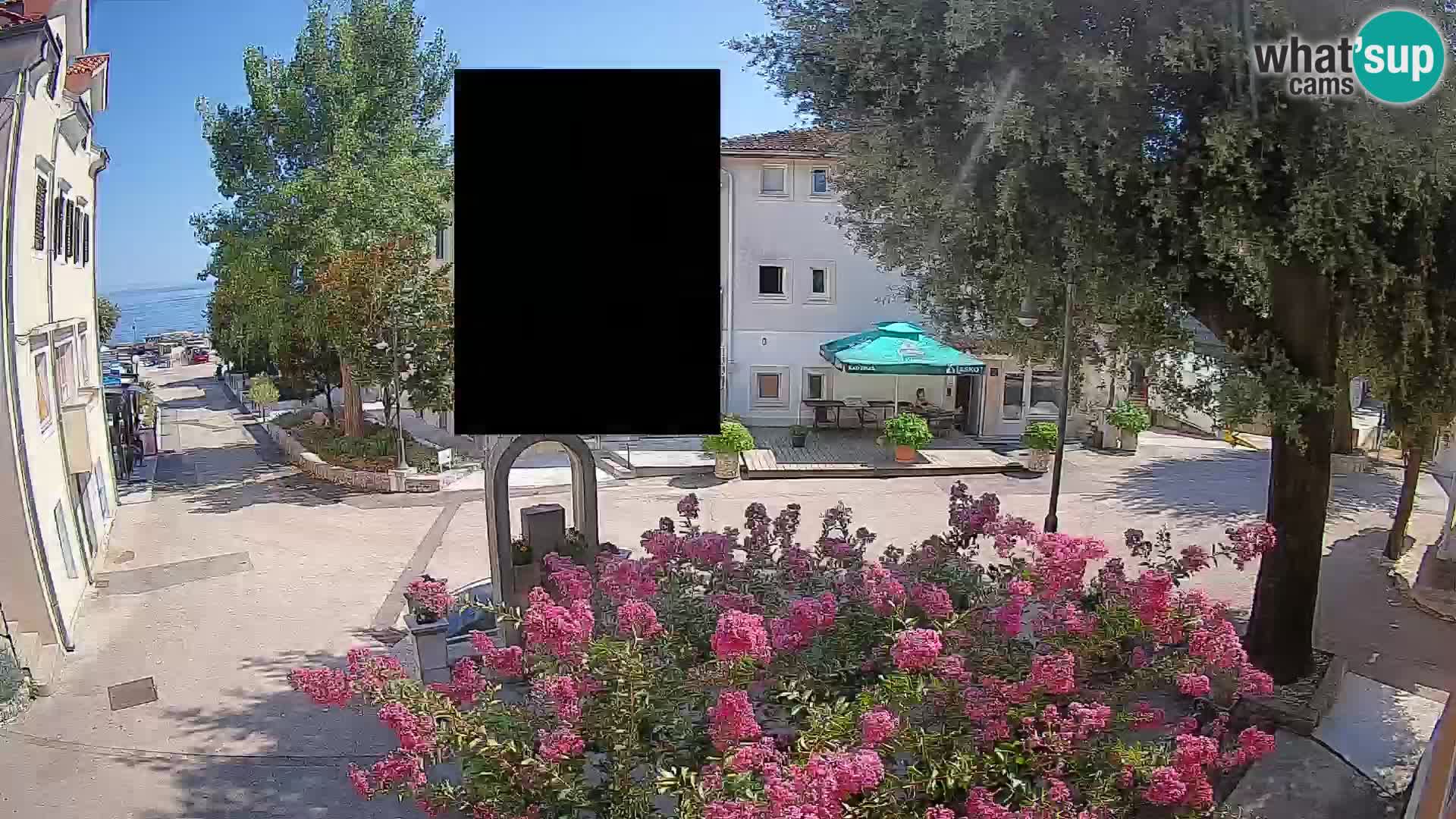 Spletna kamera center Mošćeniška Draga – Pogled v živo