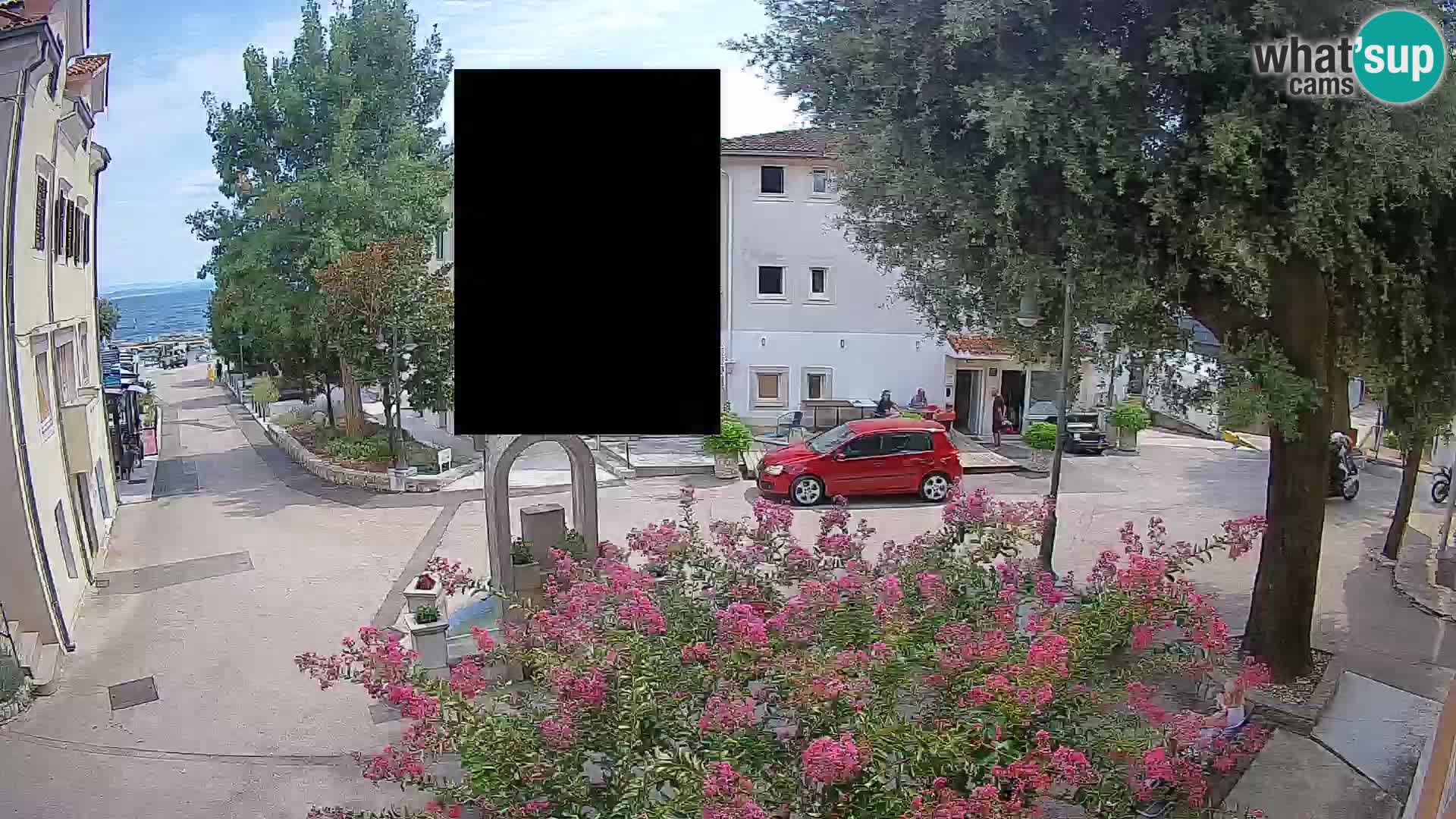 Webcam Mošćenička Draga Center – Live View of the Town Center