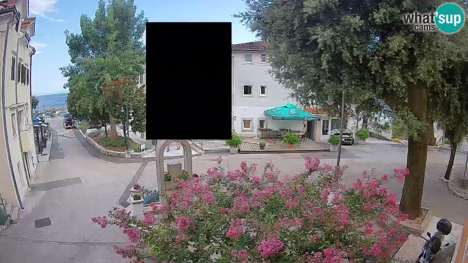 Spletna kamera center Mošćeniška Draga – Pogled v živo